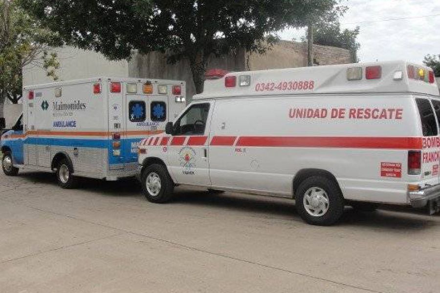 Nueva Ambulancia y Unidad de Rescate - Foto FM Spacio