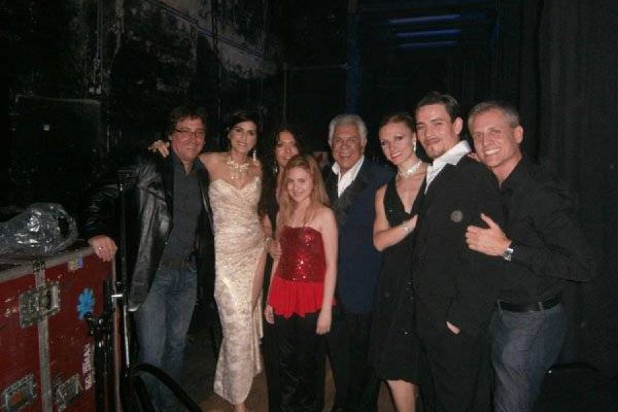 Lisette Grosso con Milone Lavie Sosa y otros