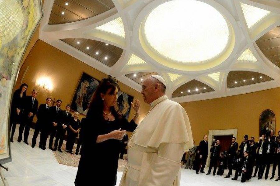 CFK con el Papa - Foto Presidencia