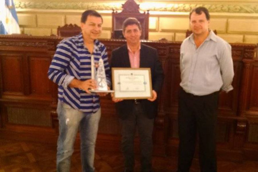 Reconocimiento a Mario Fassi