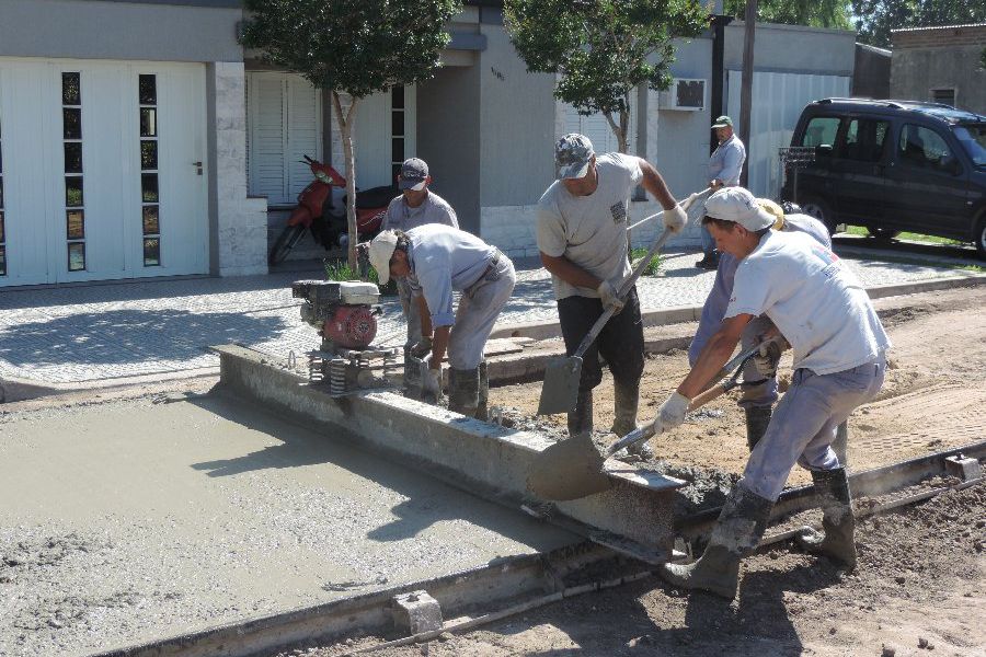 Pavimentación calle Islas Malvinas - Foto Prensa CdF