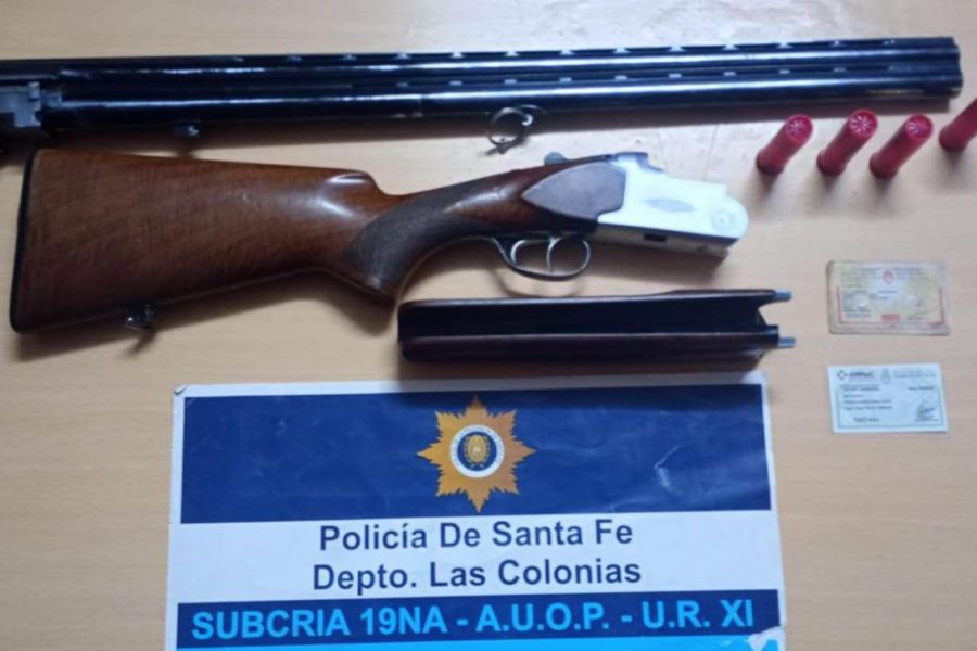 Escopeta secuestrada - Foto URXI