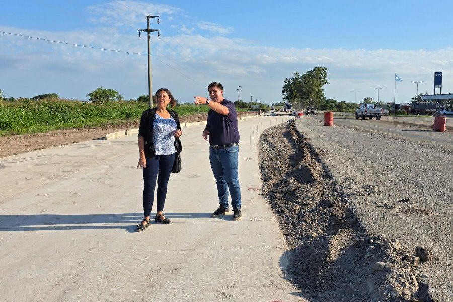 Pirola en obras viales en Santo Domingo